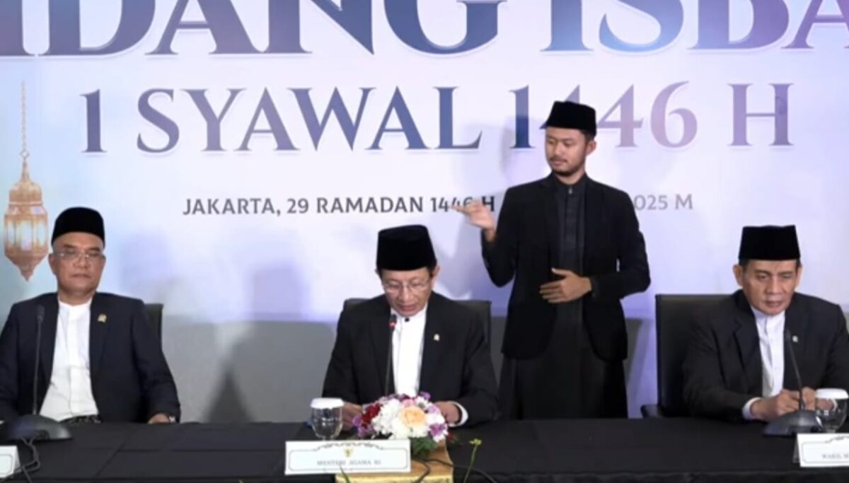 Menag RI Nasaruddin Umar saat membacakan hasil sidang isbat dalam penentuan Idul Fitri 1 Syawal 1446 Hijriah | Ubay/Media Prioritastv.com.