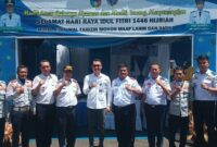 Foto bersama Stafsus Kementerian Perhubungan RI, Tedi Kurniawan di Pospam saat melakukan kunjungan ke Dishub Tanggamus, Selasa 9 April 2025 | Dok. Erwin.