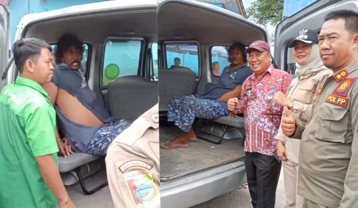 Kolase foto saat ODGJ tanpa identitas dimasukan ke dalam mobil ambulance yang akan membawanya ke
Yayasan Aulia Rahma Bandar Lampung, Jumat 11 April 2025 | Herdi/Media Prioritastv.com.