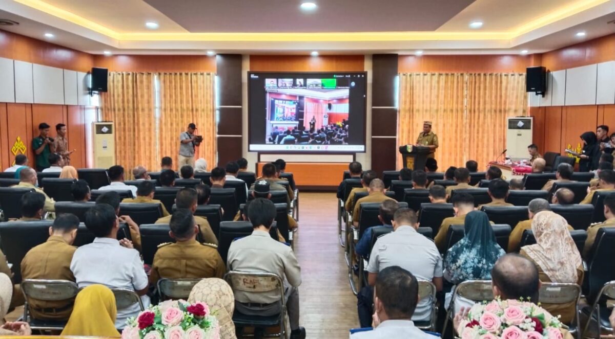 Pelaksanaan rapat RPJMD Tahun 2025 - 2029 Pemkab Tanggamus di ruang rapat Setda setempat, Senin 14 April 2025 |