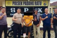 Tersangka setelah dihadiahi timah panas oleh Polsek Padang Ratu Lampung Tengah | Dok. Humas Polres Lampung Tengah.