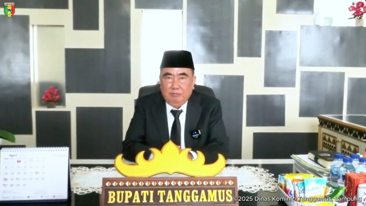 Bupati Tanggamus, Moh. Saleh Asnawi saat menyampaikan ucapan, Senin 21 April 2025 | Dok. Kominfo Tanggamus.