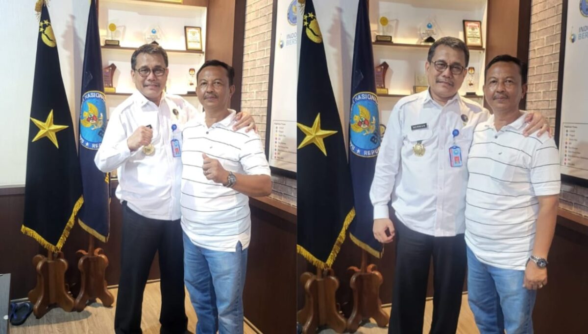 Ketua Granat Tanggamus, Agus Ciek saat foto bersama Kepala BNN Provinsi Lampung Brigjen Pol Norman Widjajadi, S.I.K di Kantor BNNP Lampung, Senin 28 April 2025 | Dok. Istimewa.