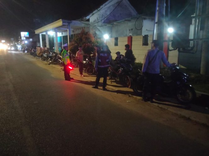 
 Polsek Banjar Agung Gelar KRYD di Dua Lokasi Berbeda, Ini Tujuan Utamanya