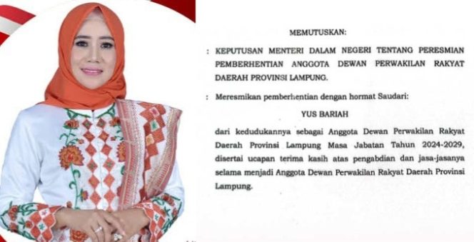 Kolase foto Yus Bariah semasa menjadi Ketua PKK Lampung Timur dan surat pemberhentiannya sebagai Anggota DPRD Lampung | Dok. Istimewa.