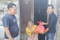 Penyerahan bantuan sosial FWLB di Kecamatan Limau, Jumat 2 Mei 2025 | Dok. FWLB.