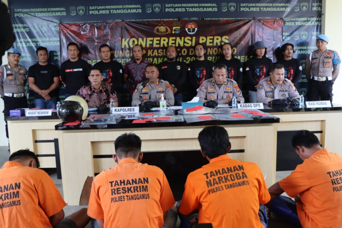 Kapolres Tanggamus AKBP Rahmad Sujatmiko saat memimpin Konferensi Pers, Jumat 16 Mei 2025 | Herdi/Media Prioritastv.com.