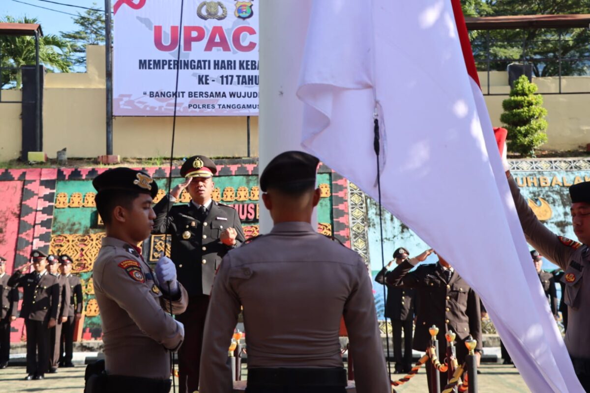 Upacara Harkitnas ke 117 Tahun 2025 di Polres Tanggamus, Selasa 20 Mei 2025 | Dok. Humas Polres Tanggamus.