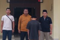 Anak Berhadapan Hukum inisial MH saat diamankan Polsek Talang Padang, Kamis 29 Mei 2025 | Dok. Humas Polres Tanggamus.