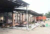 Kondisi rumah Kakam Gunung Agung Terusan Nunyai, Lampung Tengah paska dibakar massa, Sabtu 17 Mei 2025 | Ist. 