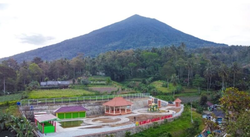Taman Bukit Alamanda di Pekon Batu Kramat, Kota Agung Timur, Tanggamus | Dok. Pesona Tanggamus.