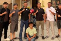 Tersangka yang berhasil ditangkap tim gabungan Polsek Pringsewu Kota dan Polres Pesawaran, Rabu 25 Juni 2025 | Dok. Humas Polres Pringsewu.