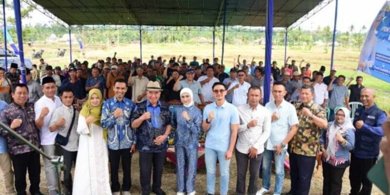 Foto bersama Bupati Tanggamus Moh. Saleh Asnawi bersama Putri Zulhas dan rombongan, Sabtu 7 Juni 2025 |