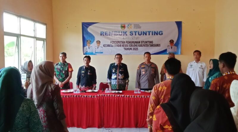 Kapolsek Wonosobo Tanggamus Iptu Tjasudin saat menghadiri rembuk stunting kecamatan BNS, Kamis 3 Juli 2025 | Dok. Humas Polres Tanggamus.