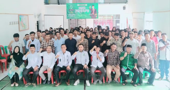 
 Foto bersama usai Sekolah Kader Perubahan PKB di Dapil 2 Tanggamus, Sabtu 5 Juli 2025 | Dok. PKB Tanggamus.