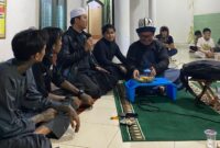 Para anak punk saat mendengarkan dakwah para  ustadz di Masjid At-Taqwa Segala Mider, Bandar Lampung, Selasa 8 Juli 2025, malam | Putra/Media Prioritastv.com.