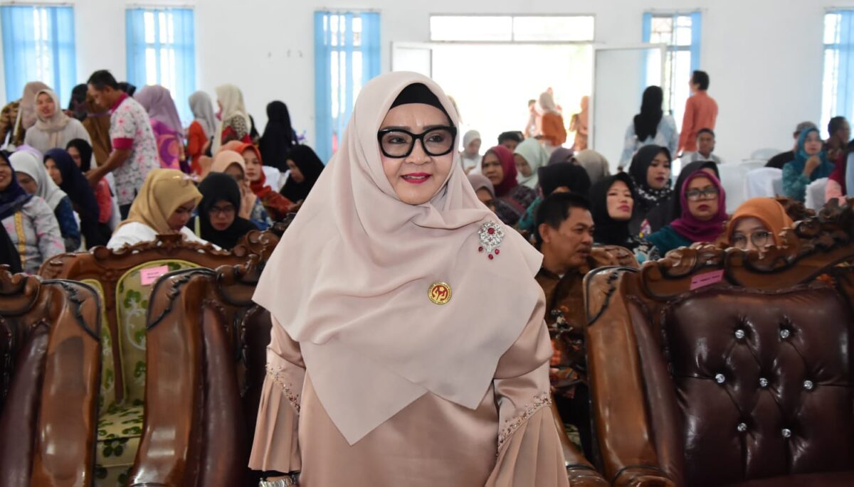 Ketua Dekranasda Kabupaten Tanggamus, Hj. Siti Mahmudah Saleh Asnawi saat di Aula Islamic Center Kota Agung, Sabtu 12 Juli 2025 | Herdi/Media Prioritastv.com.