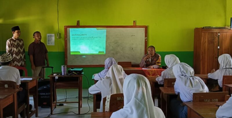 Sosialisasi Polsek Pematang Sawa di MA Nurul Barkah Pekon Betung, Rabu 16 Juli 2025 | Dok. Humas Polres Tanggamus.