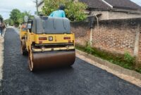 Pengerasan jalan lapen di Pekon Podomoro, Pringsewu, hasil dana desa 2025 | Jumadi/Media Prioritastv.com.
