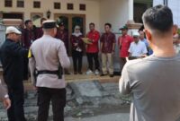 Pembacaan putusan eksekusi oleh juru sita Pengadilan Negeri Kota Agung, Kamis 24 Juli 2025 | Herdi/Media Prioritastv.com.