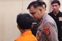 Tersangka Maryanto alias Hariyanto alias Ariyanto saat memberikan keterangan dihadapan awak media dalam konferensi pers, Sabtu 26 Juli 2025 | Prabu/Media Prioritastv.com.