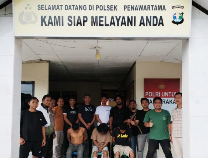 
 Polisi Ringkus Komplotan Pelaku Curat Buah Sawit Milik PT SIP di Gedung Aji Baru