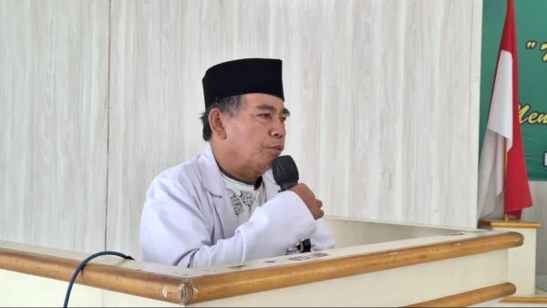 KH Rais, Ketua MUI Tanggamus terpilih periode 2025–2030. (Foto: Istimewa)