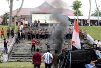 Masa Aksi FTM saat melakukan orasi di Jalan Depan Gedung DPRD Tanggamus, Kamis 31 Juli 2025 | Herdi/Media Prioritastv.com.