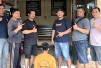 Tersangka HA yang berhasil ditangkap Polsek Dente Teladas, Sabtu 2 Agustus 2025, malam | Dok. Humas Polres Tulang Bawang.