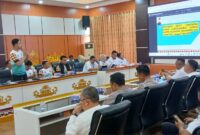 Swaryantina selaku Event Director KS Management saat memaparkan pelaksanaan Tanggamus Color Run 2025 di ruang rapat Pemkab Tanggamus, Rabu 20 Agustus 2025 | Herdi/Media Prioritastv.com.