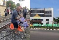 Warga mengevakuasi jenazah korban kecelakaan tertabrak KA Babaranjang di perlintasan Jalan Pemuda, Tanjung Karang, Bandar Lampung, Sabtu (23/8/2025). Di sisi kanan, potret Plang RSUD Dr. H. Abdul Moeloek. (Ist)