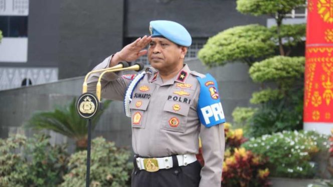 
					Brigjen. Pol. Drs. Sumarto, M.Si. saat memberikan arahan kepada seluruh jajaran Polda Sumsel pada 18 September 2024.