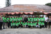 Foto bersama Kapolres Lampung Barat AKBP Rinaldo Aser bersama Ojol Draiv, Rabu 3 September 2025 | Dok. Humas Polres Lampung Barat.