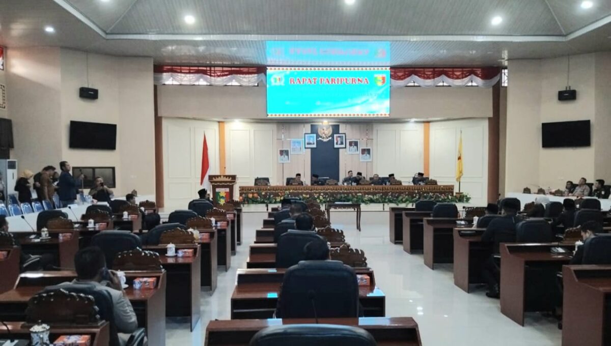 Rapat Paripurna Pengesahan RAPBD-P Tangamus Tahun Anggaran 2025 hanya hadiri 24 anggota DPRD, Senin 8 September 2025 | Herdi/Media Prioritastv.com.