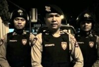 Kaur Binops Sat Lantas Polres Tanggamus, Ipda Ari Kurniawan yang memimpin Tim Patroli Presisi saat memberikan keterangan, Sabtu 13 September 2025, malam | Herdi/Media Prioritastv.com.