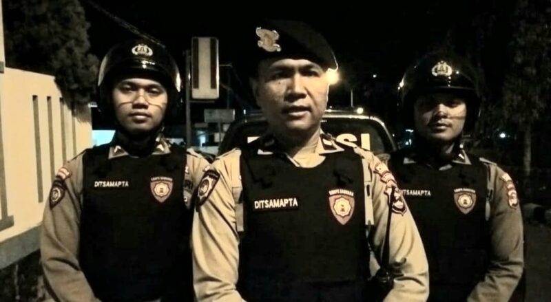 Kaur Binops Sat Lantas Polres Tanggamus, Ipda Ari Kurniawan yang memimpin Tim Patroli Presisi saat memberikan keterangan, Sabtu 13 September 2025, malam | Herdi/Media Prioritastv.com.