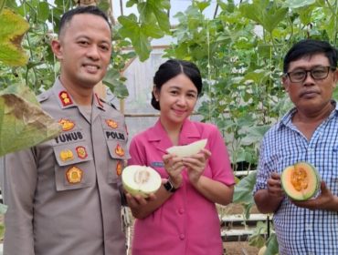 Kapolres Pringsewu AKBP M. Yunus saat mengunjungi Gabe Farm, Jumat 19 September 2025 | Dok. Humas Polres Pringsewu.