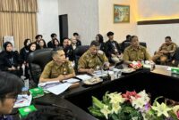 Rapat Pemkab Tanggamus bersama Itera dalam penyusunan Rencana Tata Bangunan dan Lingkungan Wilayah Perkotaan di Bapperida, Selasa 23 September 2025 | Herdi/Media Prioritastv.com.