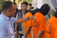 Para tersangka saat dihadirkan dalam konferensi pers Polda Lampung, Kamis 25 September 2025 |