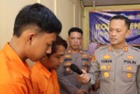Tersangka saat membuat pengakuan saat ditanyakan oleh Kapolres Pringsewu, Jumat 6 September 2025 | Samuel/Media Prioritastv.com.
