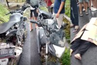 Kolase sepeda motor dan kondisi korban sebelum dievakuasi, Selasa 30 September 2025 | Dok. Tangkapan Layar Video.