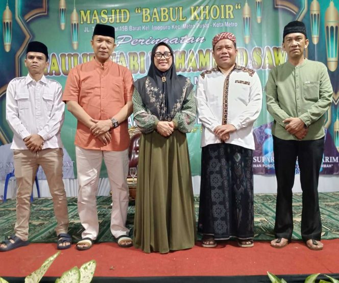 
					Ria Hartini Hadiri Peringatan Maulid Nabi Muhammad SAW 1447 H di Masjid Babul Khoir