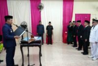 Bupati Pringsewu, Riyanto Pamungkas saat melantik 19 pejabat di lingkup Pemkab setempat yang digelar di Balai Pekon Lugusari, Pagelaran, Jumat 24 Oktober 2025 | Dok. Humas Pemkab Pringsewu.