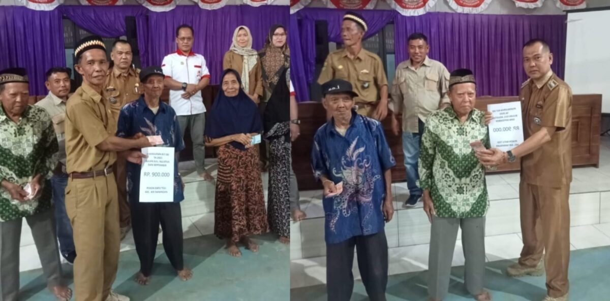 Kolase foto penyerahan BLT-DD Tahap III di Pekon Batu Tegi, Air Naningan, Tanggamus, Senin 3 November 2025 | Mustar Aripin/Media Prioritastv.com.