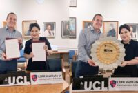 Kolase foto saat Dr. (H.C) Prita Kemal Gani, MBA, MCIPR, APR, FIPR, selaku Founder & CEO LSPR Institute of Communication and Business, dan Mr. Rhod Fiorini, Head of UCL Summer School Programme menujukan berkas kerjasama, Senin 3 November 2025 | Dok. LSPR.