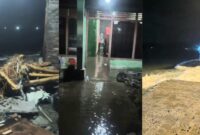 Kolase foto kerusakan rumah warga Kapuran terdampak gelombang tinggi dan gelombang laut yang memasuki areal lapangan dermaga 2 Kota Agung, Tanggamus, Jumat 7 November 2025, malam | Herdi/Media Prioritastv.com.