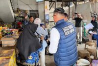 Satgas Pangan Polda Lampung saat pengecekan harga pokok di Tanggamus, Selasa 18 November 2025 | Dok. Humas Polda Lampung.