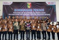 Foto bersama Wabup Tanggamus Agus Suranto saat pelaksanaan Bimtek Protokol 2025 di Hotel Royal Gisting, Sabtu 22 November 2025 | Dok. Protokol Bupati Tanggamus.