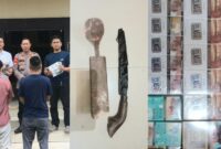 Kolase foto saat ditangkap Polsek Kota Agung dan barang bukti yang diamankan Polsek Kota Agung, Selasa 25 November 2025 | Dok. Humas Polres Tanggamus.