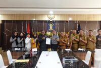 Foto bersama usai rampungnya harmonisasi 3 Ranperda Tanggamus di Kemenkum Lampung, Selasa 2 Desember 2025 | Dok. Kanwil Kemenkum Lampung.